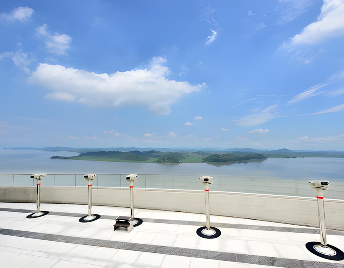 Aegibong DMZ & Suspension Bridge / Eunpyeong Hanok Village Day Tour