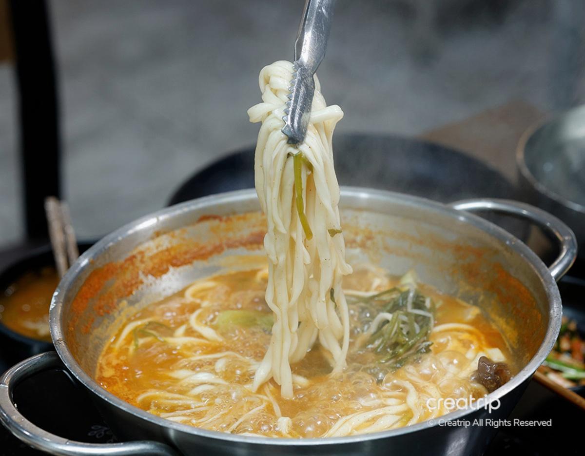 kyongbokgungsikdang