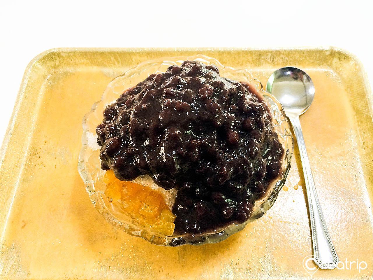 yonghodong grandma porridge and ice flake image 1