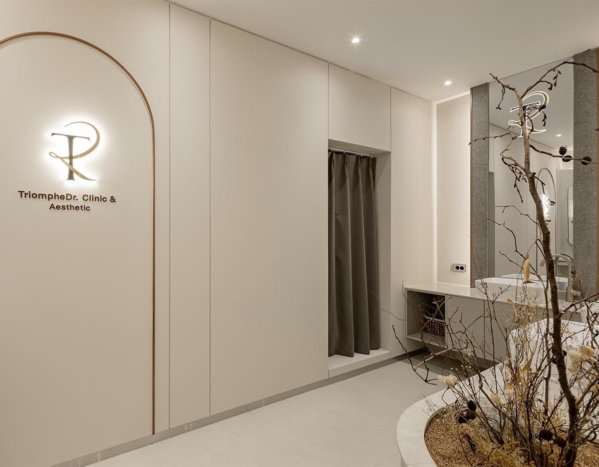 Triomphedr. Clinic			