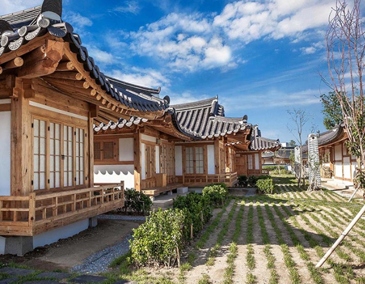 Gangneun Ojuk Hanok Village