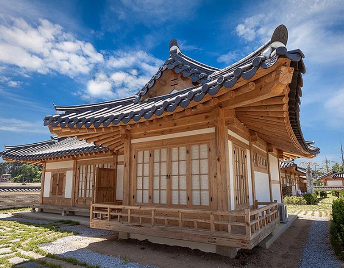 Gangneun Ojuk Hanok Village