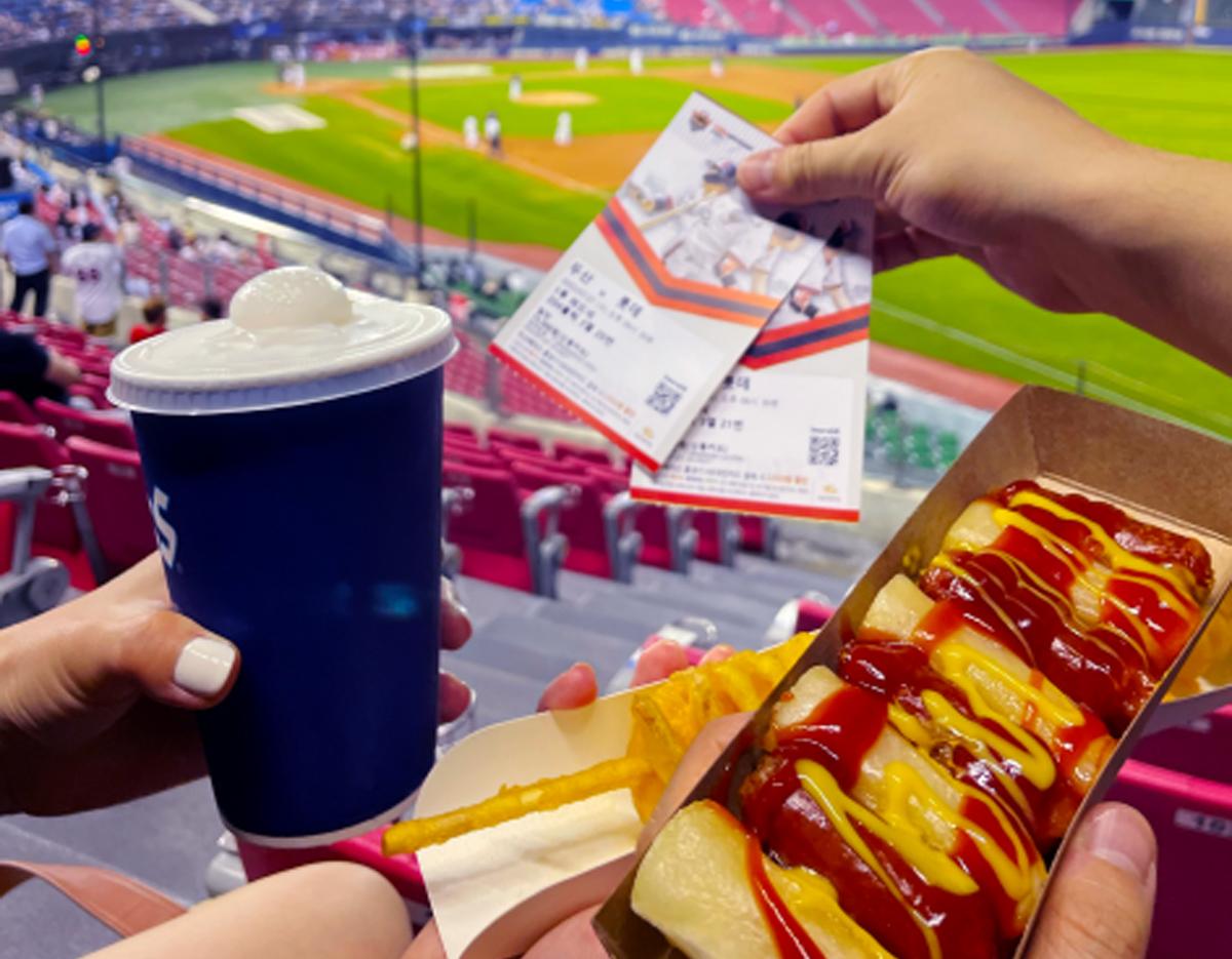 Watching Korean Baseball/Basketball Game + K-Food local experience