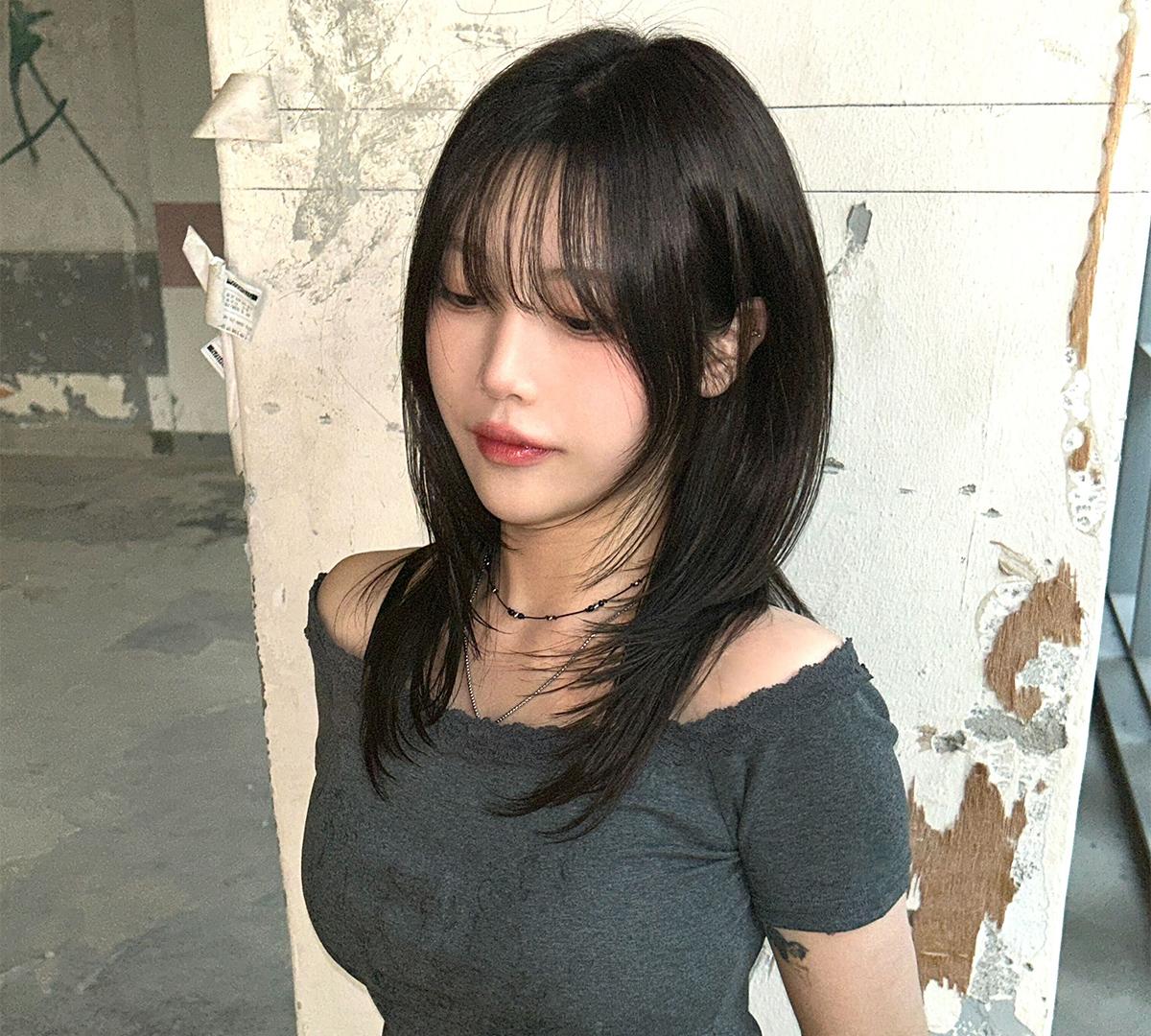 LOWE SINCHON