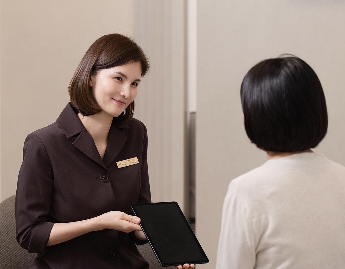 SHE'S Plastic Surgery