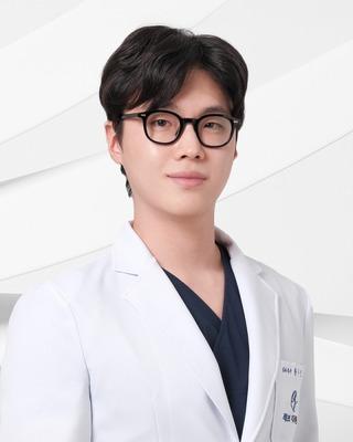 黄祐灿代表院长