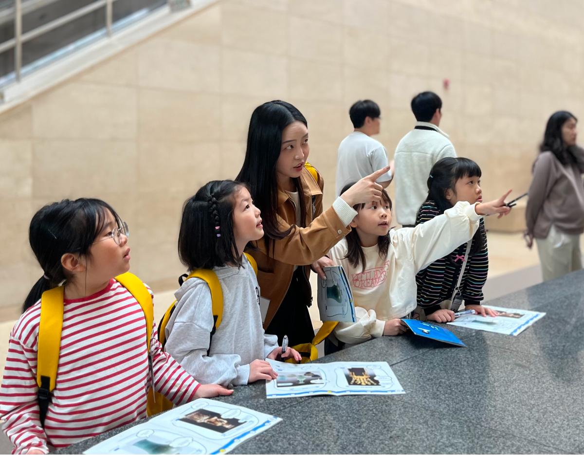 The K-dynasty Docent-the National Museum of Korea