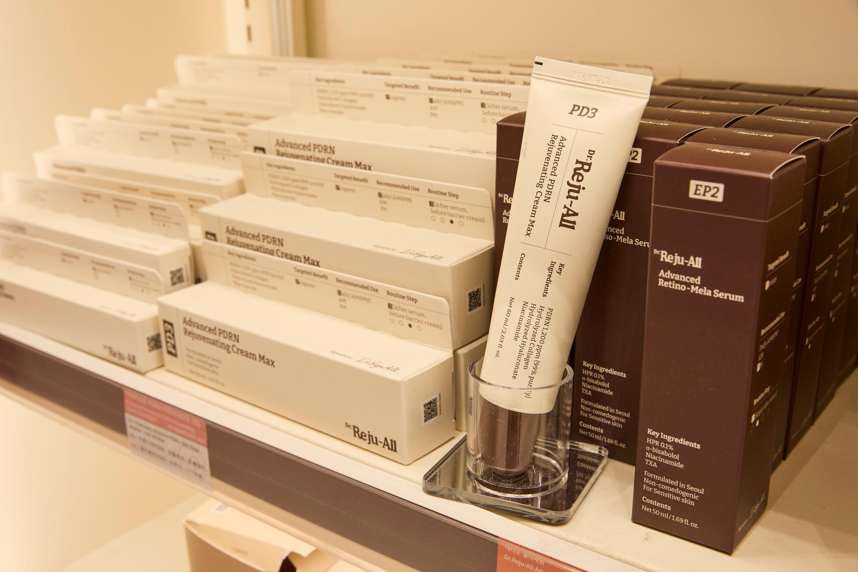 明洞 The Seoul薬局 5