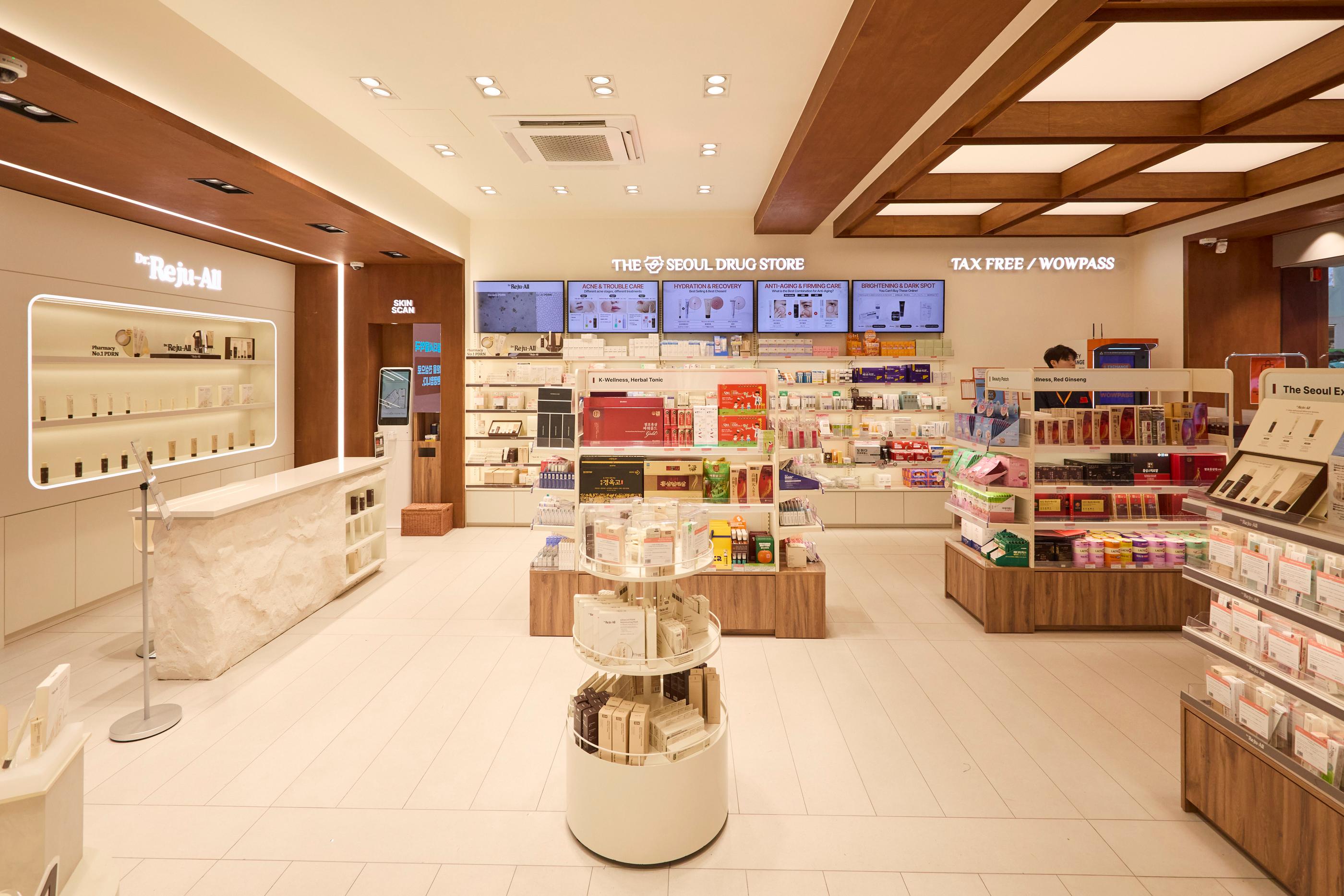 明洞 The Seoul薬局 2