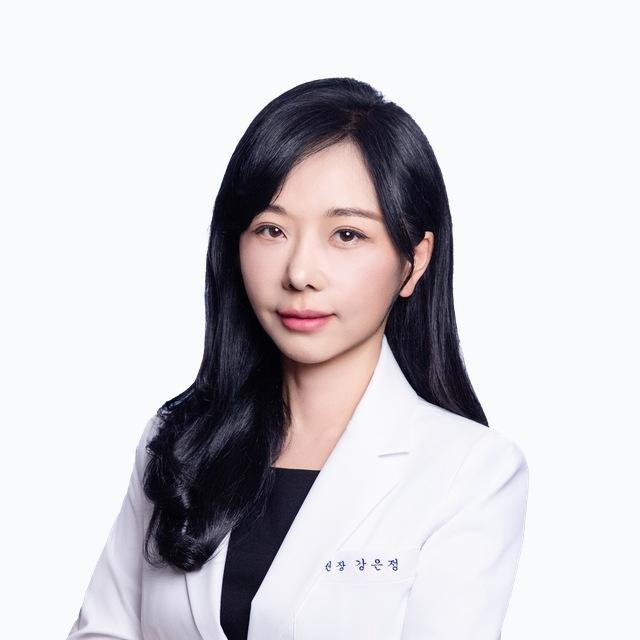 Kang Eun-jung 院長