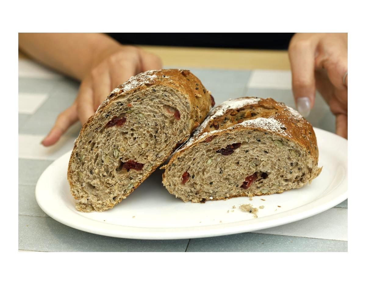 High protein daily nuts Grain bread
