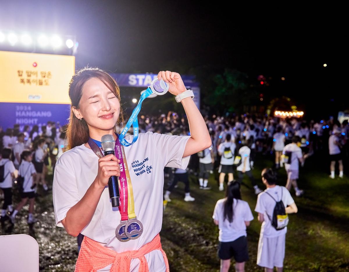 2026 한강 나이트 워킹 투어 14K 현장 사진 2