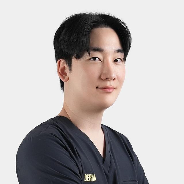 Director Kwon Ju-hyeon
