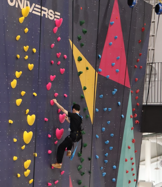 Climbing and challenge course at Bounce Universe Busan