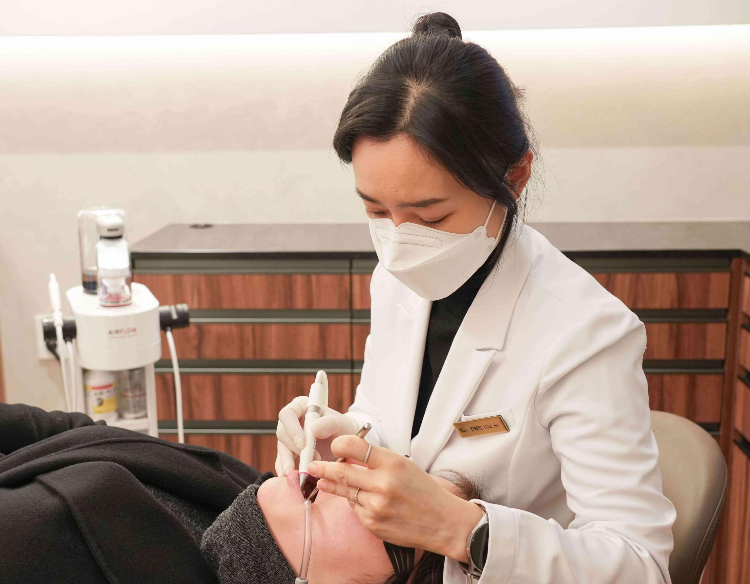 이살리는치과의원 선릉역점 갤러리 4