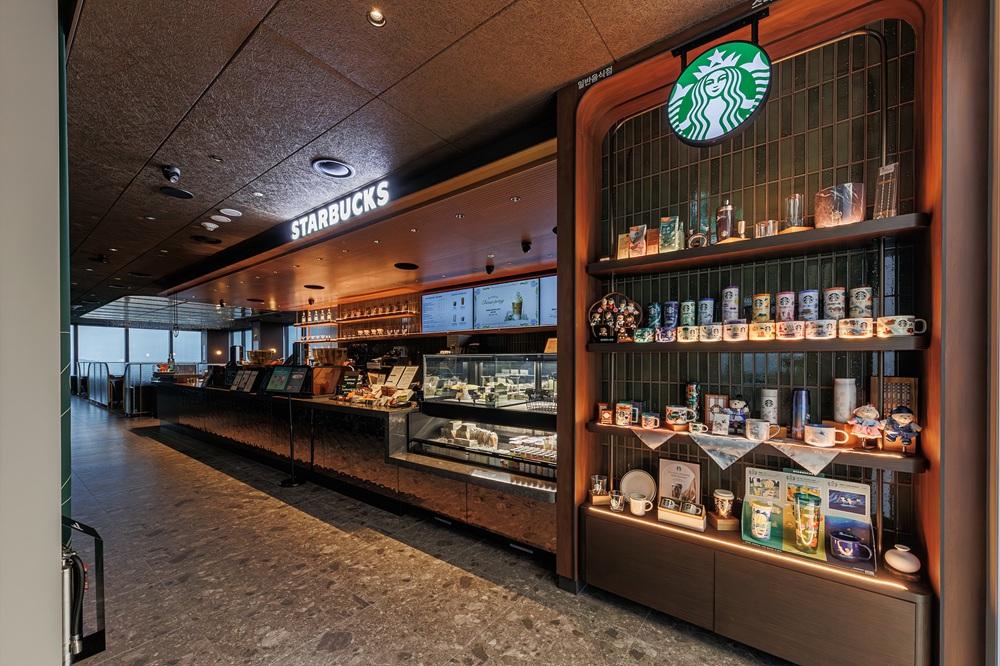 Starbucks 63 SkyPicnic interior