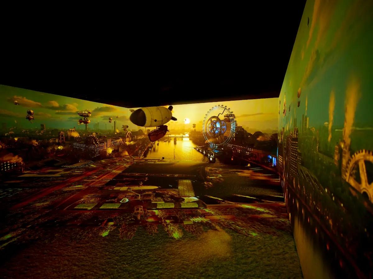 Sky Voyage Theatre five-sided projection