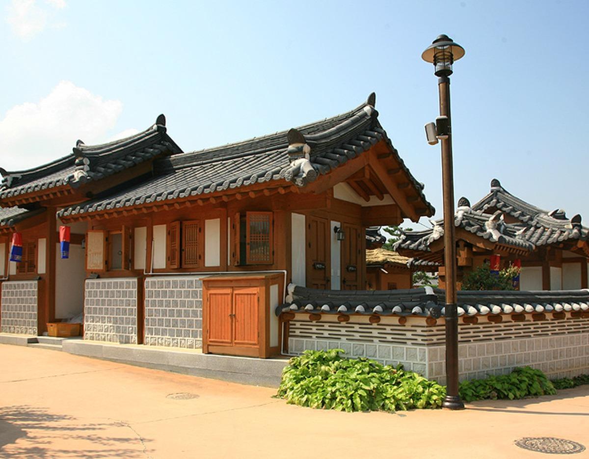 공주 오감 트레킹 한옥마을 전경
