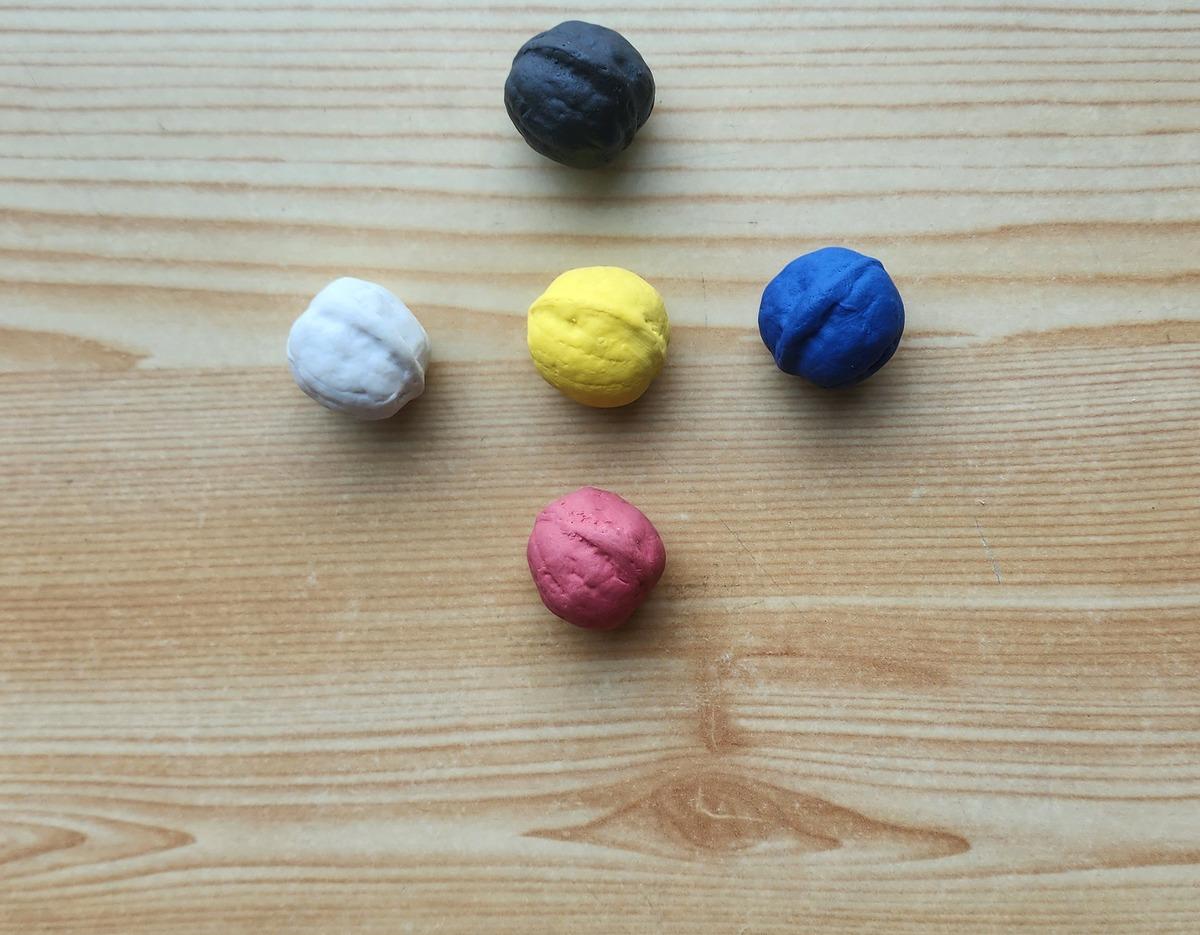 Ceramic Walnut Obokdol (Oryongjaengju gonggi stones)