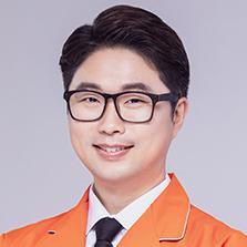 イ・ユソプ 院長