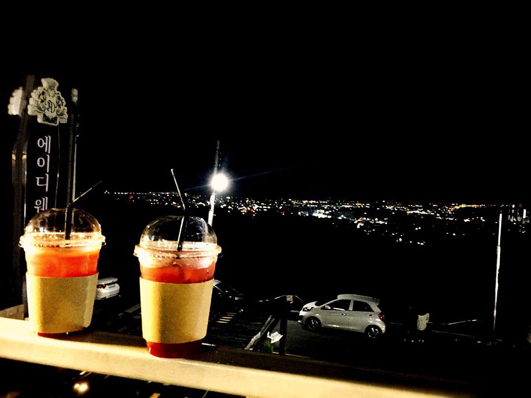 Paper forest image 3