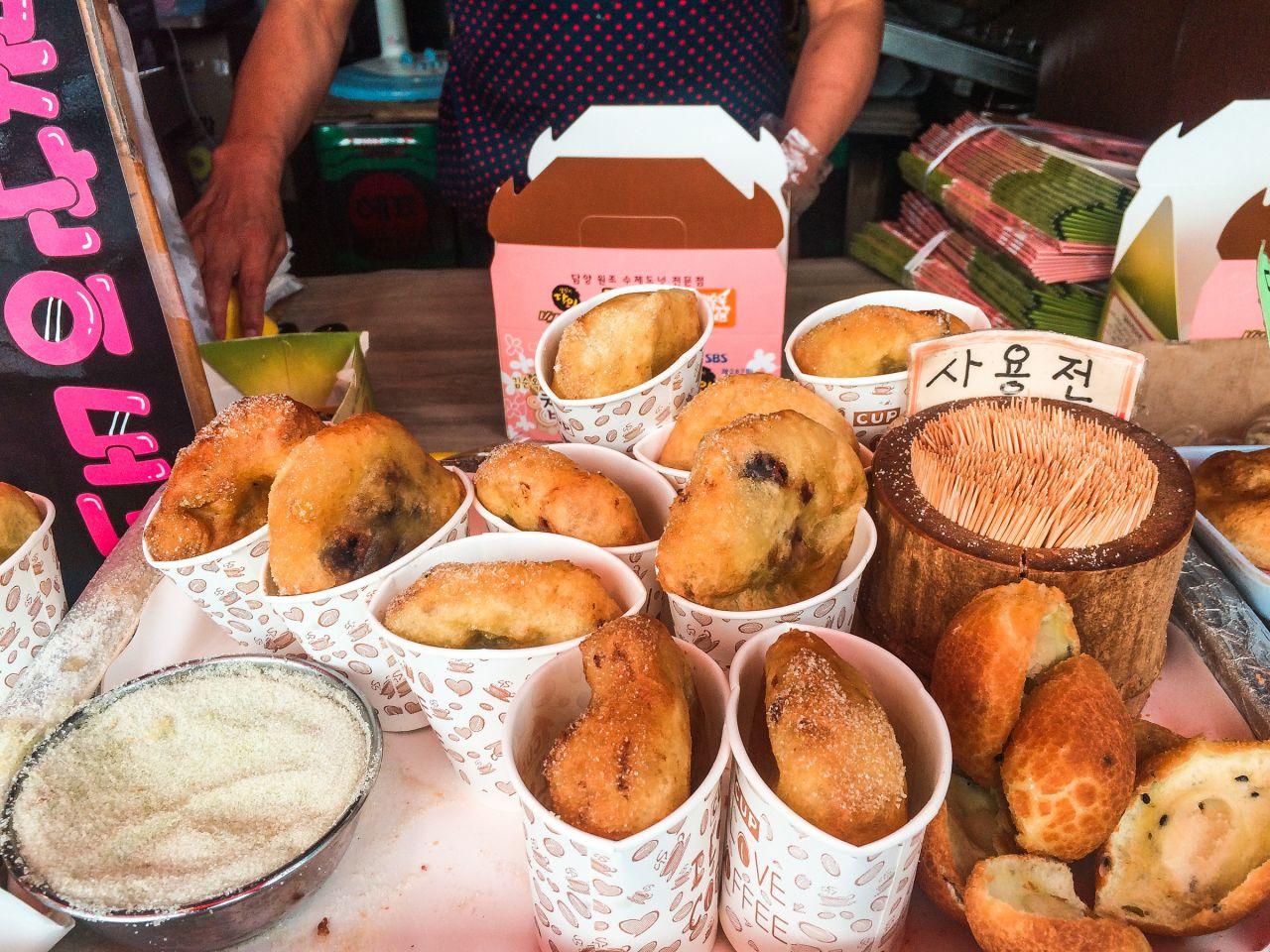 Donut de arroz con hojas de Kimsoonok Dat 1