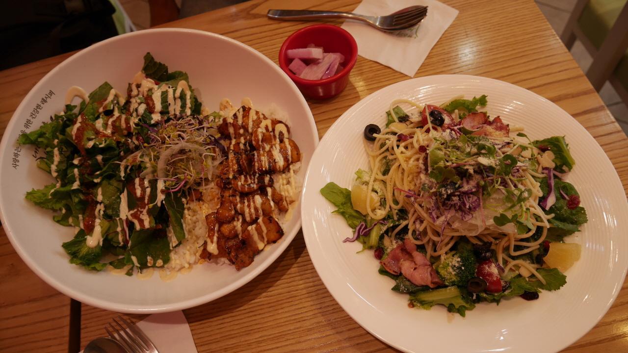 Пожалуйста, позаботьтесь о моей девушке. 2