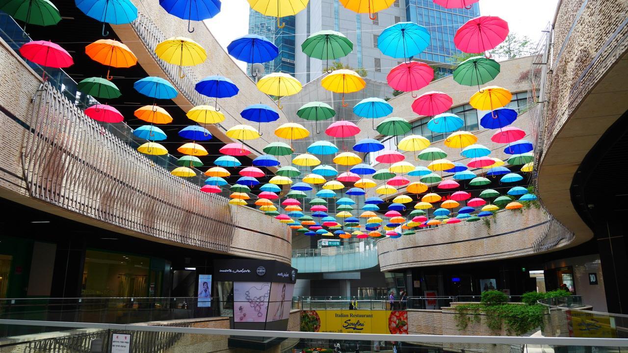 Mecenatpolis Mall image 2