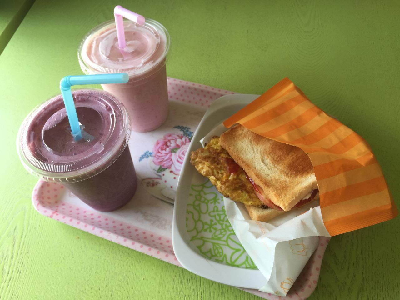 white yeowool small market image 1