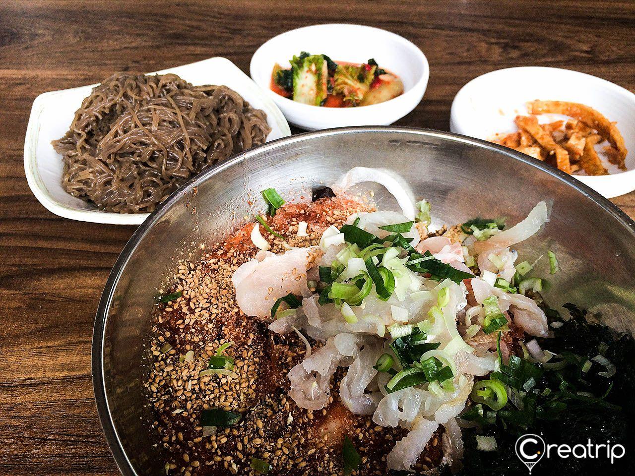 Гонпо, ресторан морепродуктов image 2