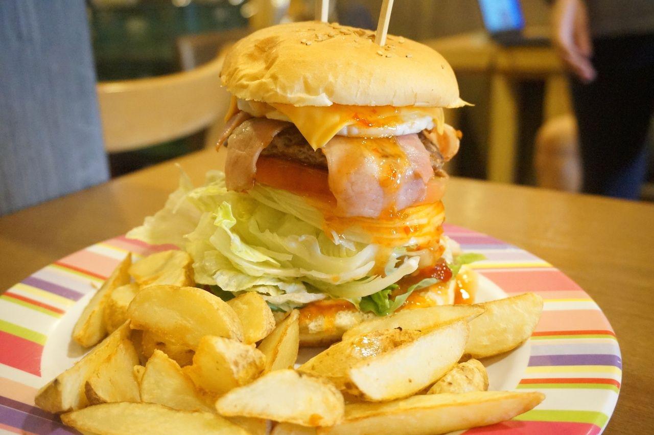 Yeonyi гараар хийсэн бургер image 1