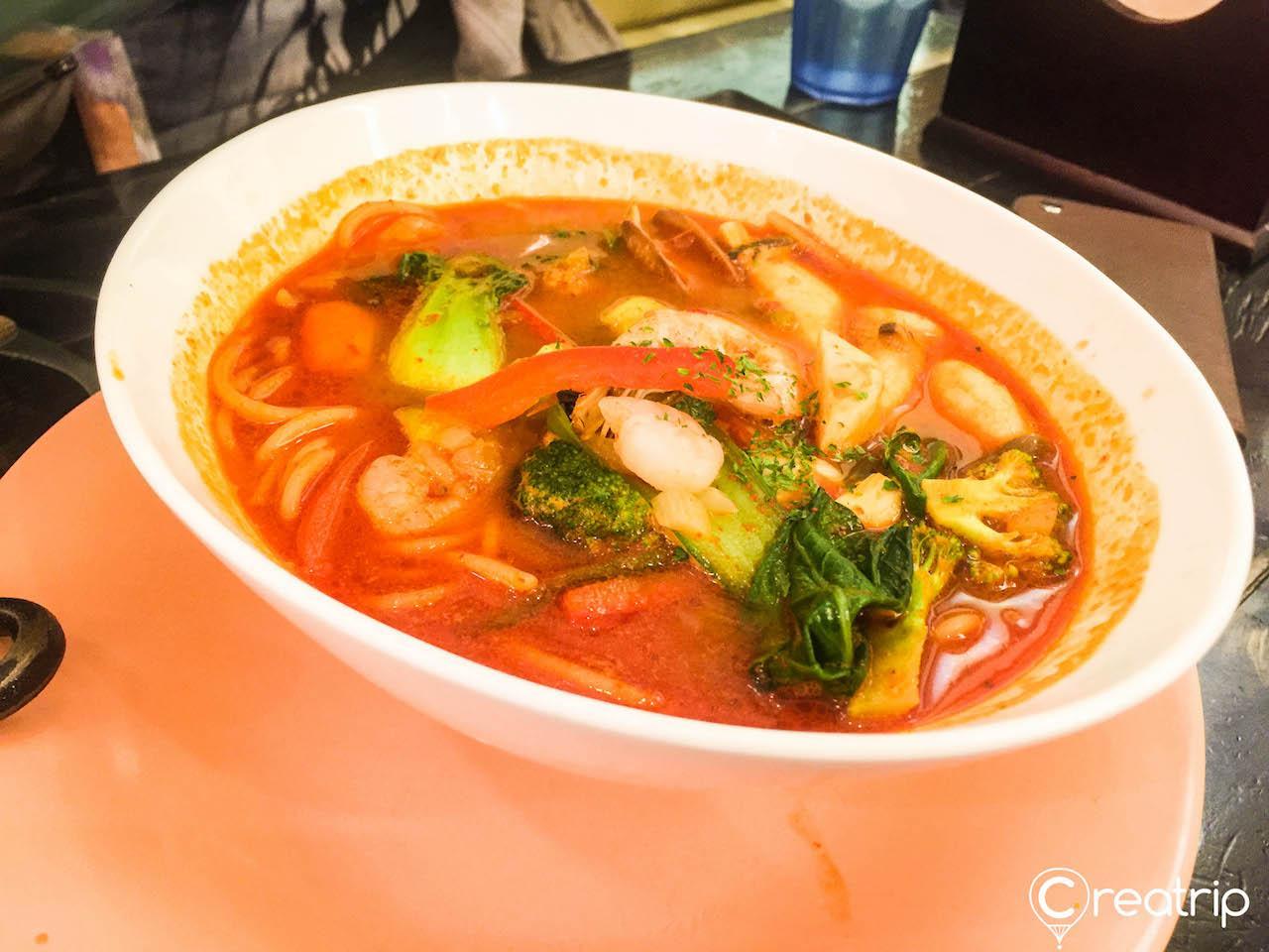 Бөмбөлөг Хамбак (Цагийн талбай) image 7