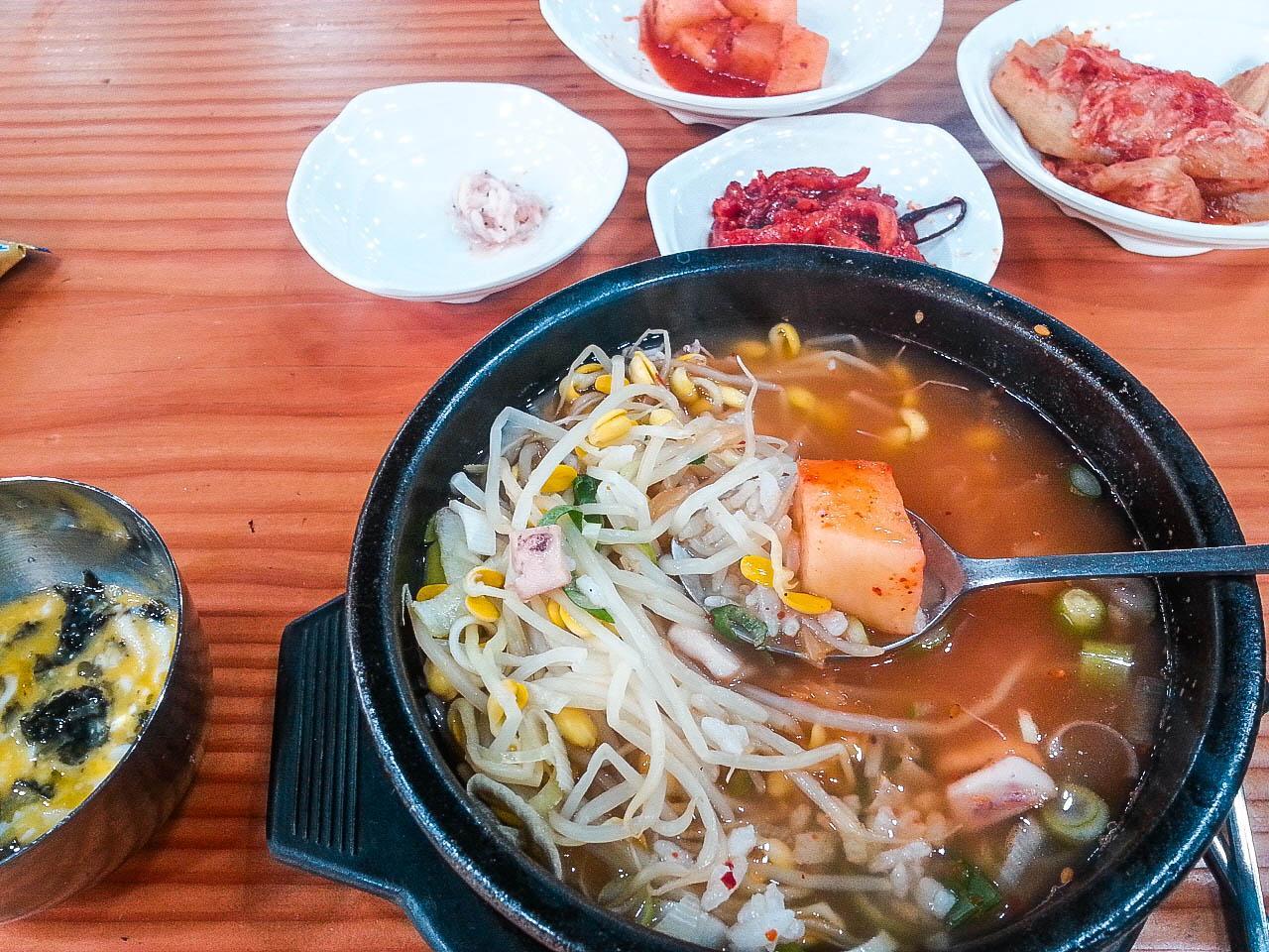 weng yi bean sprout rice soup house image 2