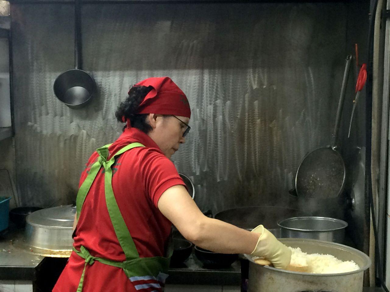 Hyundai-Ok Southern Market Store image 4