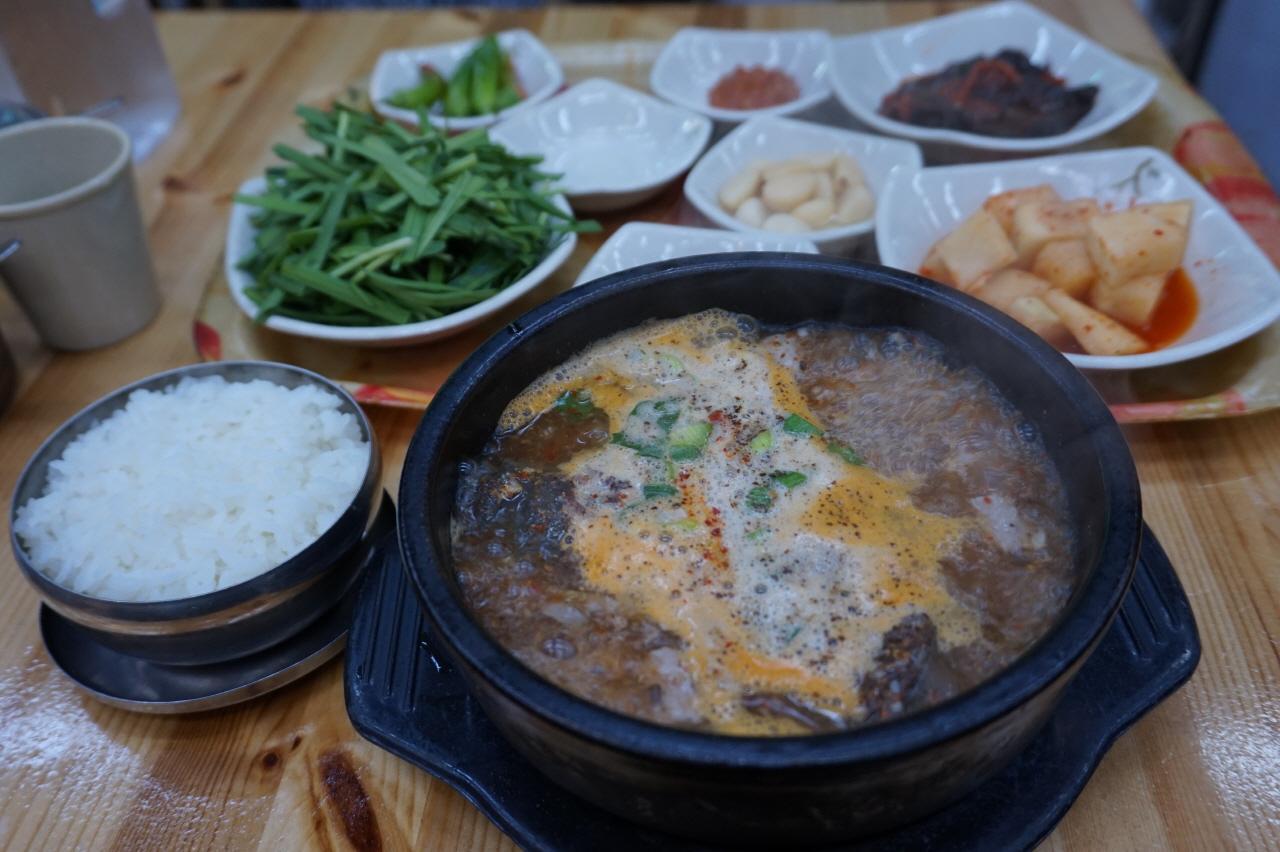 Duyimo coffee shop image 4