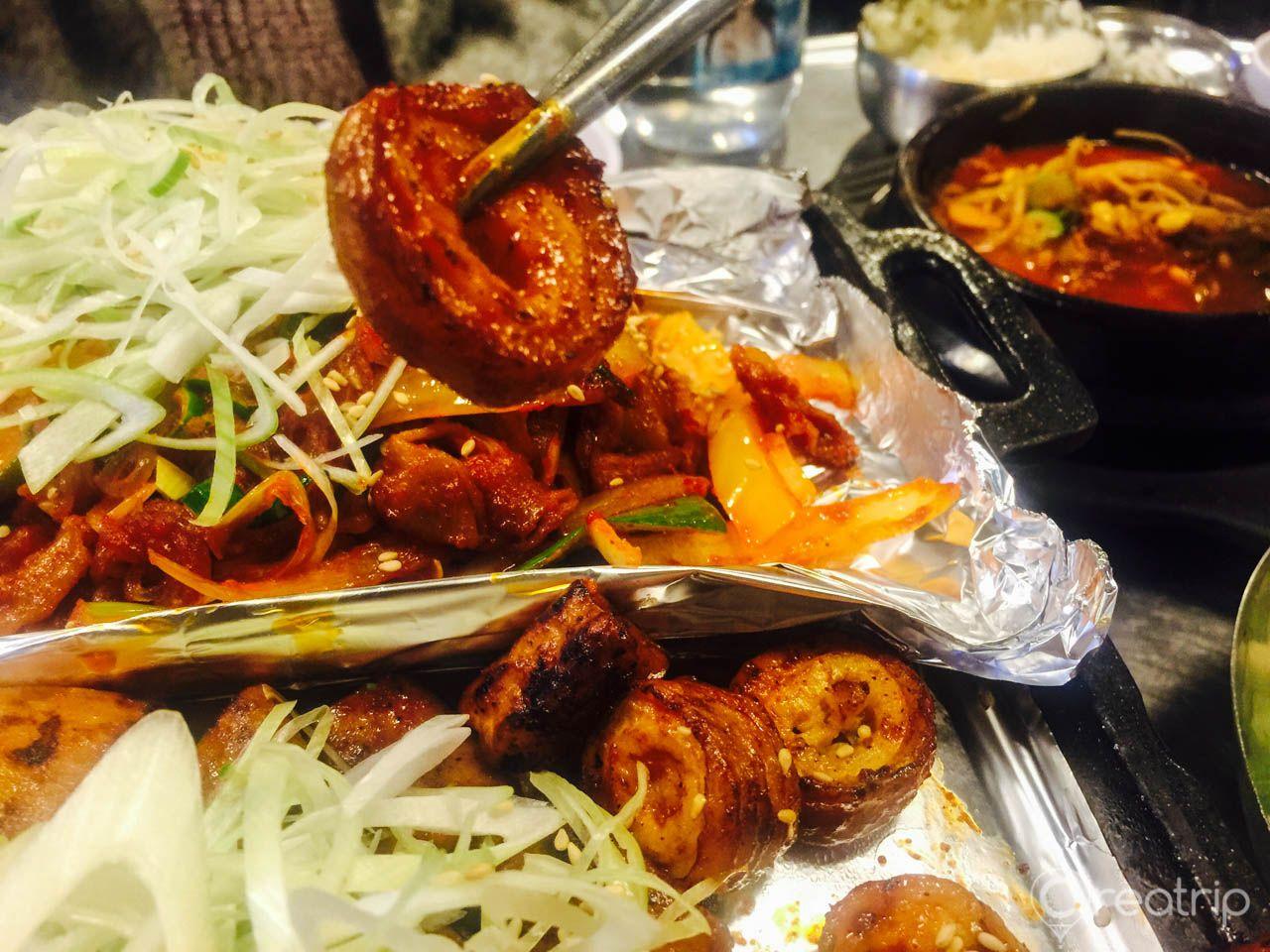 Cerdo al fuego de carbón image 3