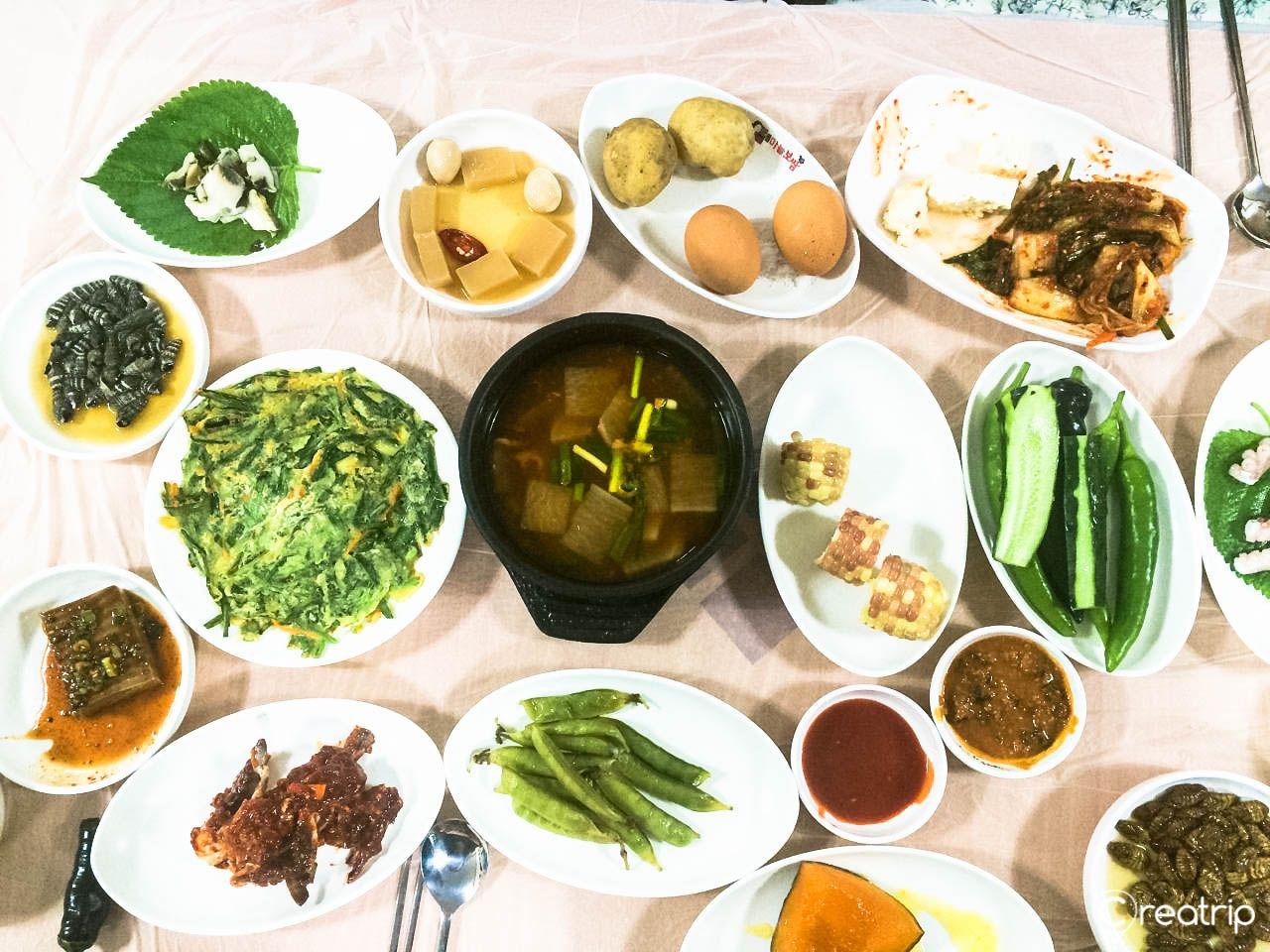 Samcheon-dong makguli street image 1