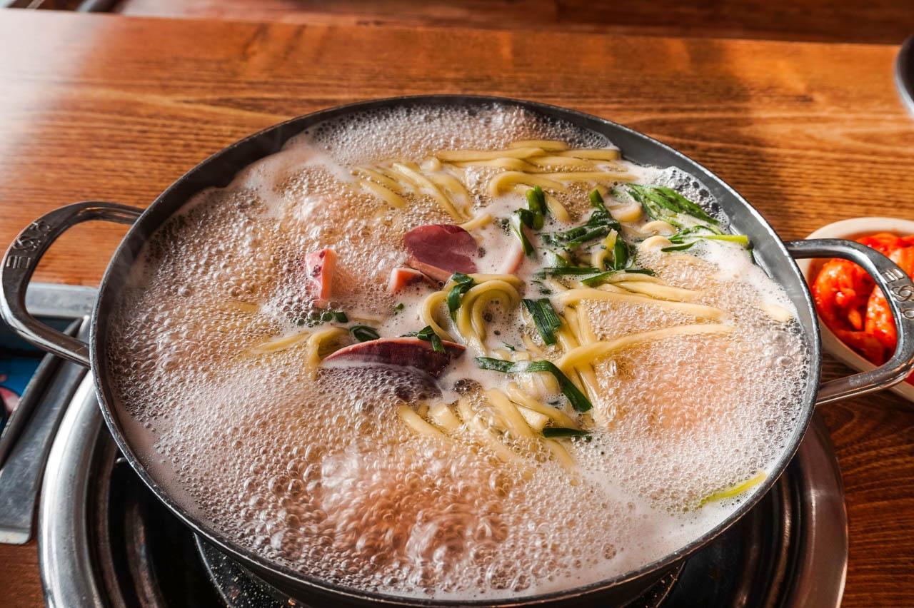 Spicy seafood noodle soup image 2