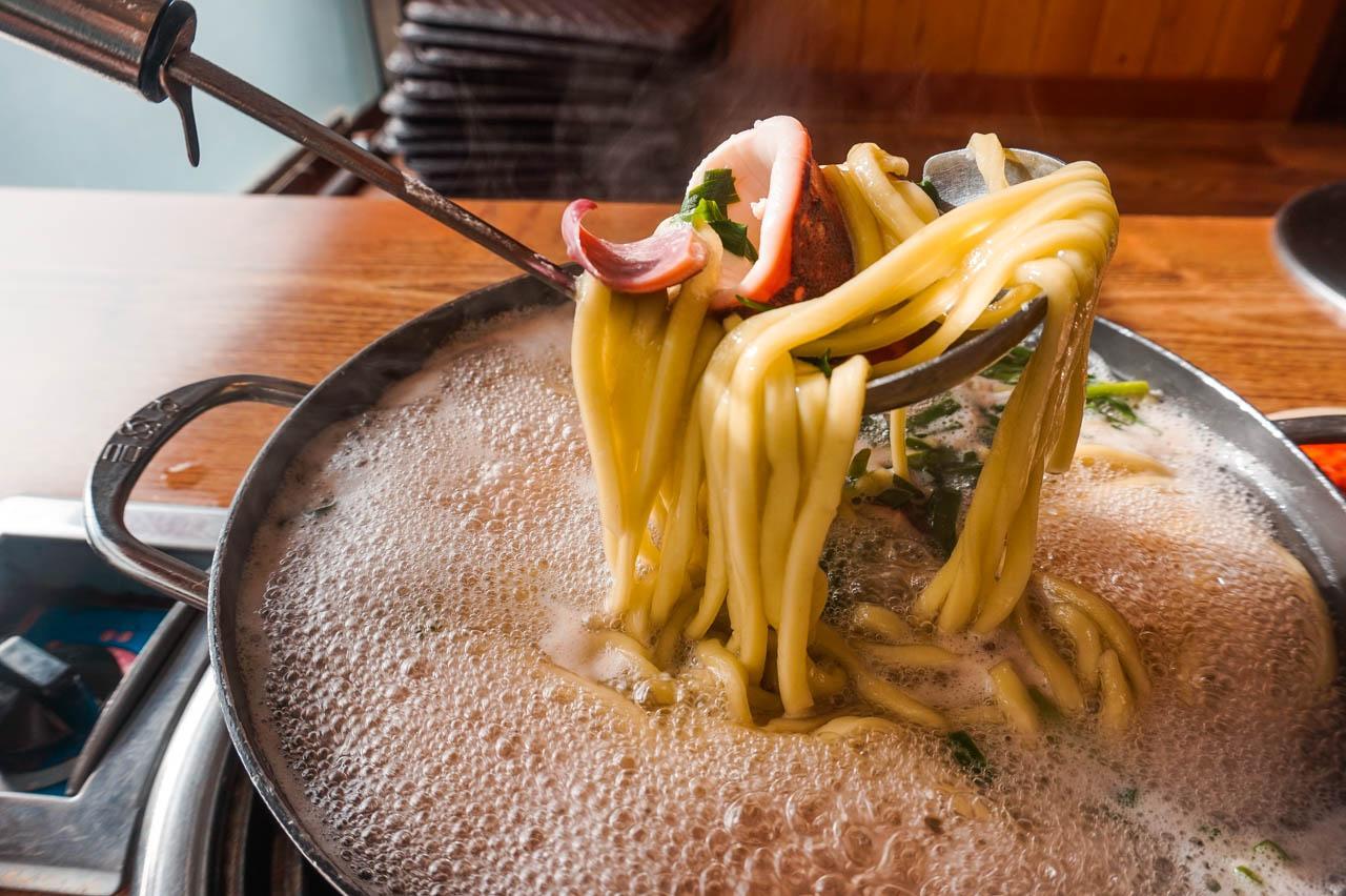 Spicy seafood noodle soup image 3