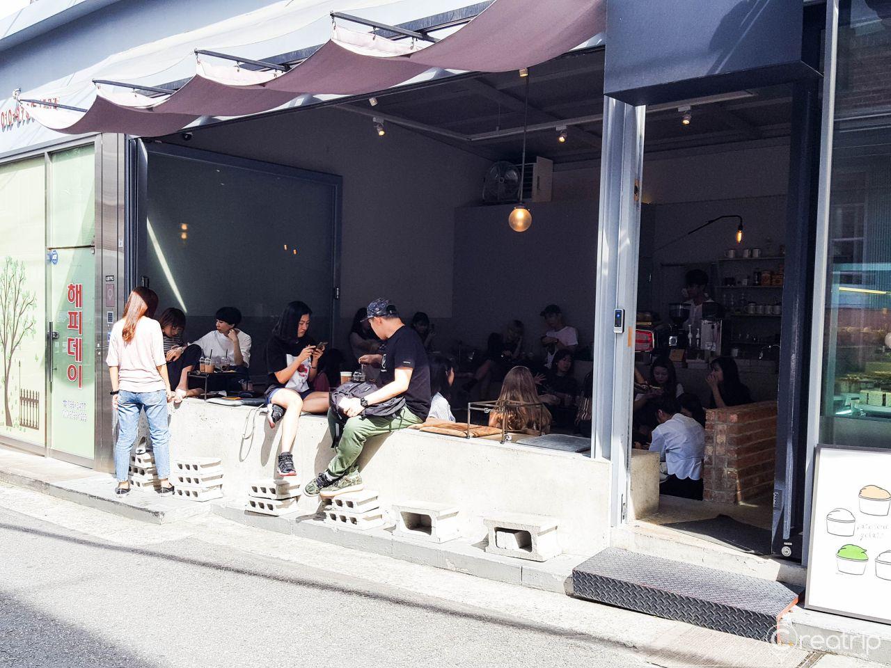 Über Ne Sait Jamais image 9