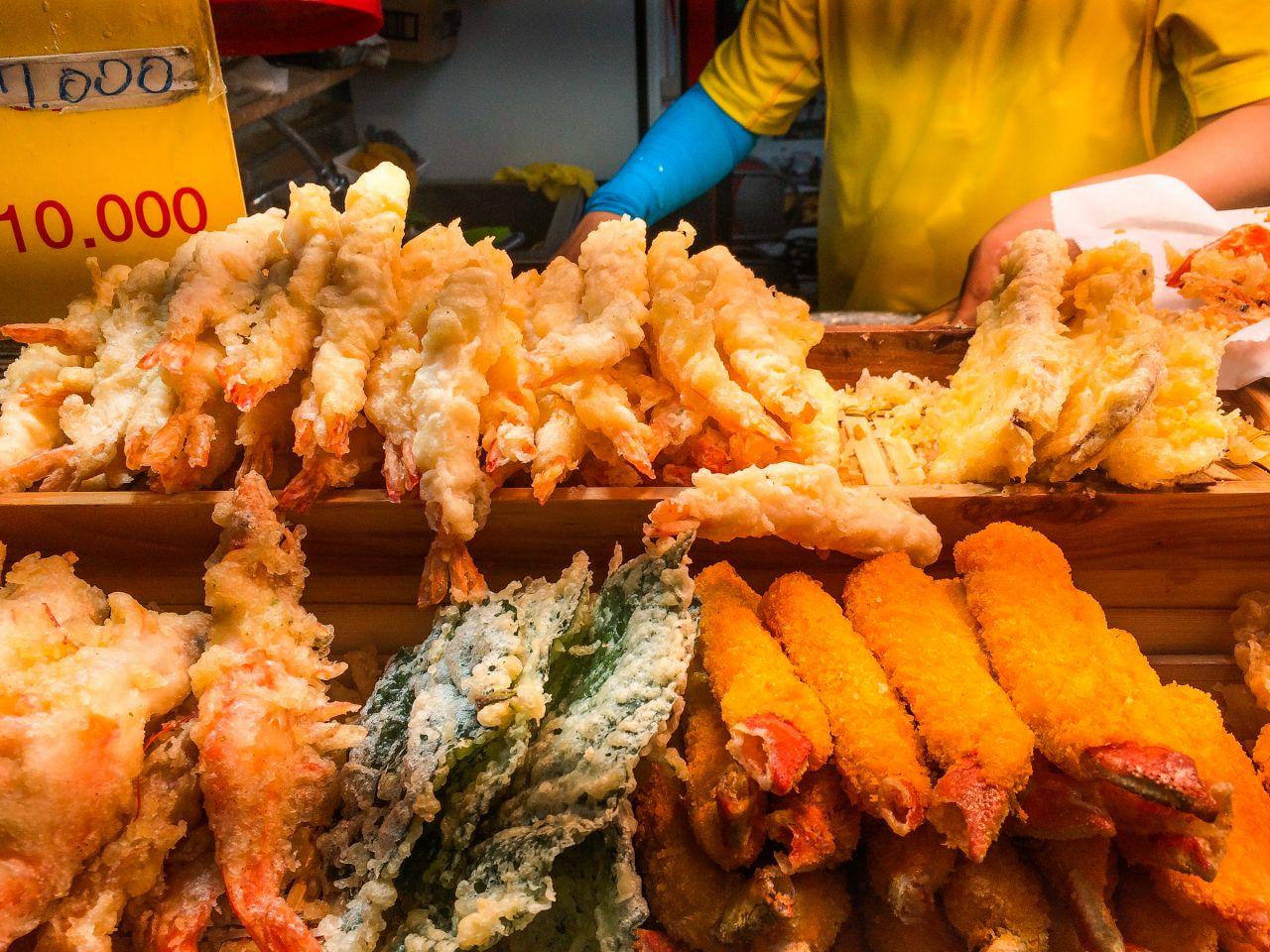 Jalan makanan goreng Daepohang image 2