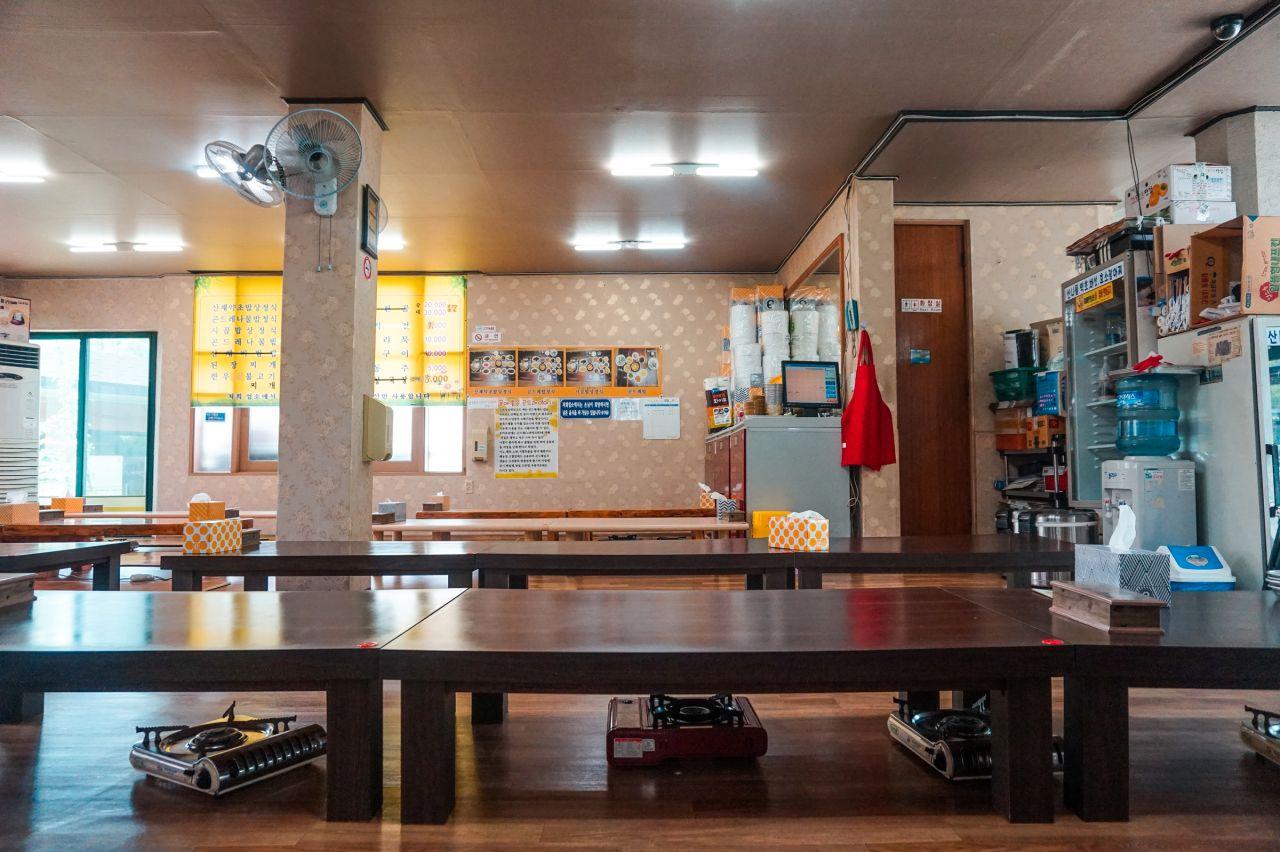 Restaurante estilo casco antiguo de Jangreng image 4