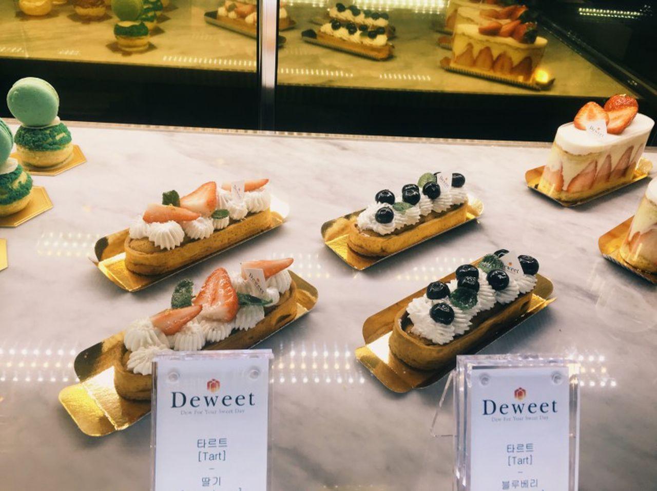 Delicious yellow baked finger food dish by Deweet with sweet recipe.