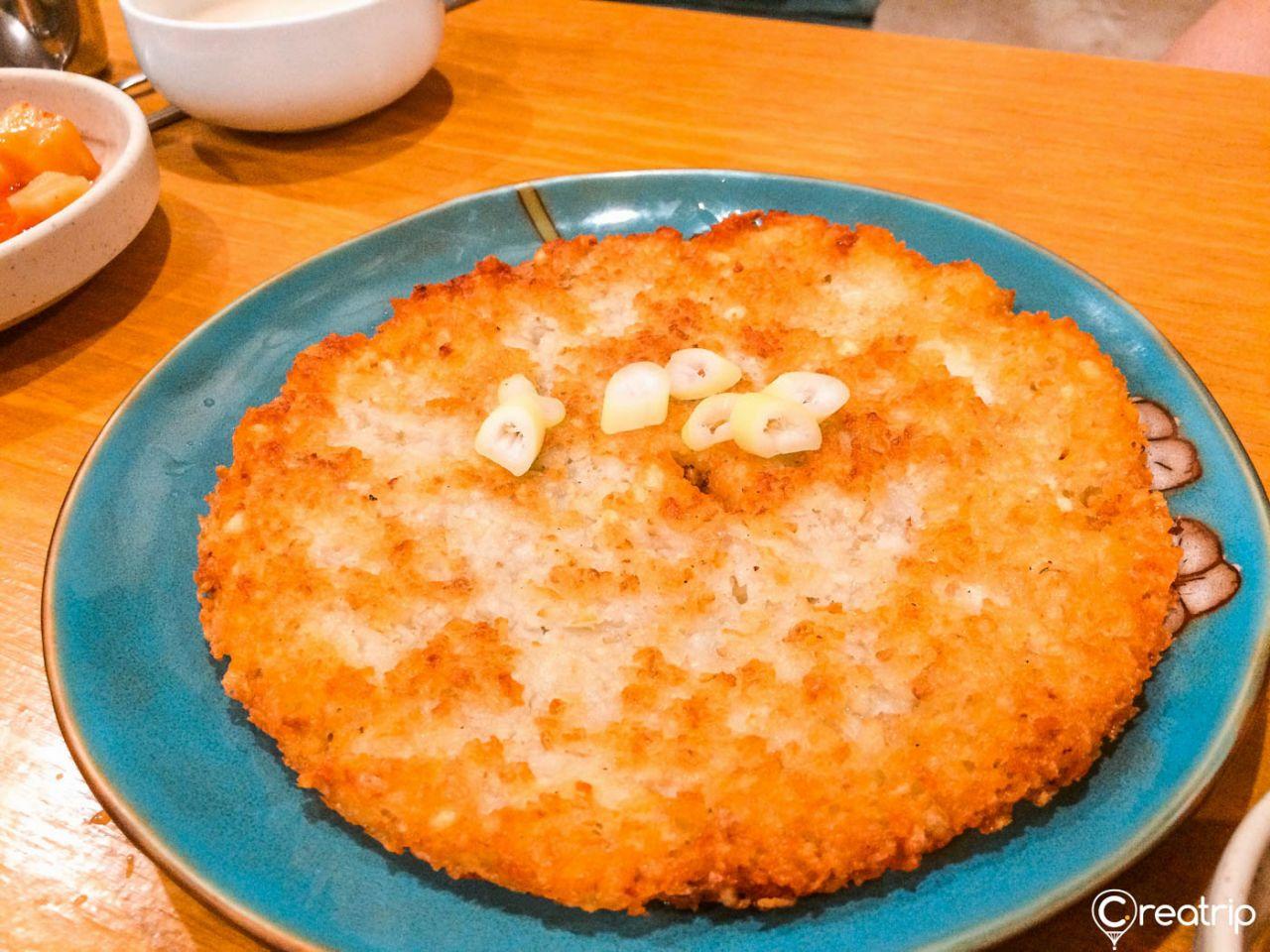 Chosun's spicy chicken soup Kalgooksoo image 2