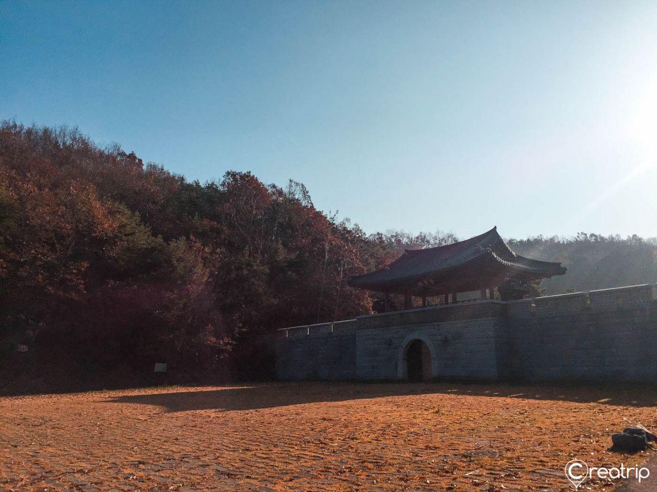 Villaggio popolare all'aperto 5