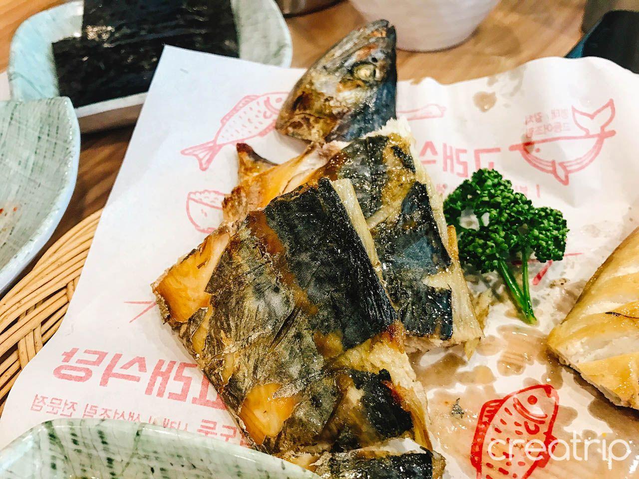 Restoran ikan paus moonrae image 3