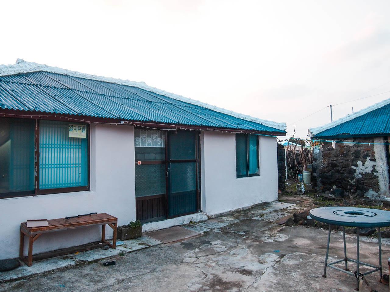 SEMUA BAIK-BAIK SAJA 3