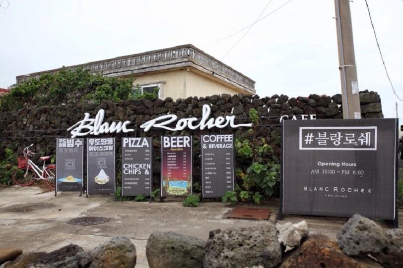 BLANC ROCHER image 5