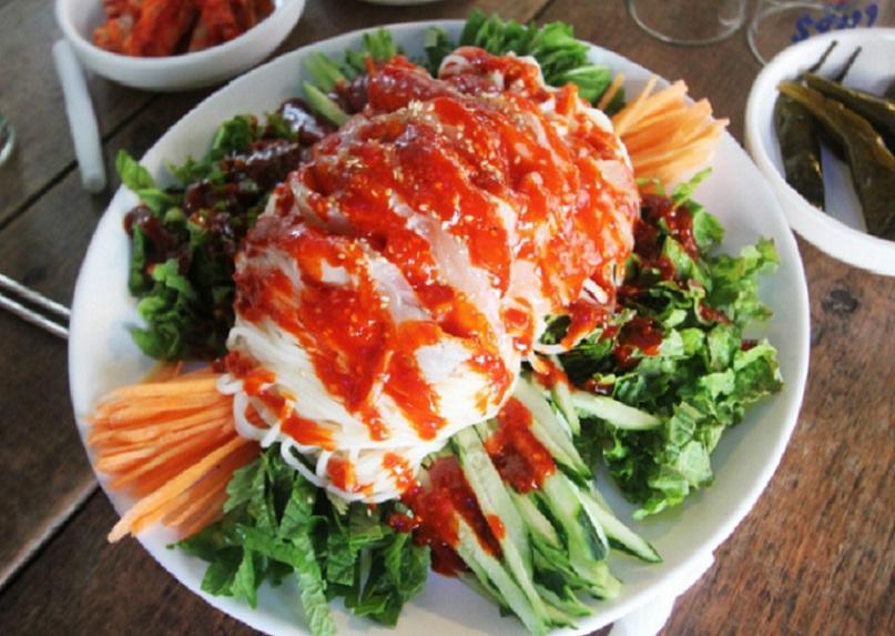 la signora del pesce e il ragazzo dei noodles 2