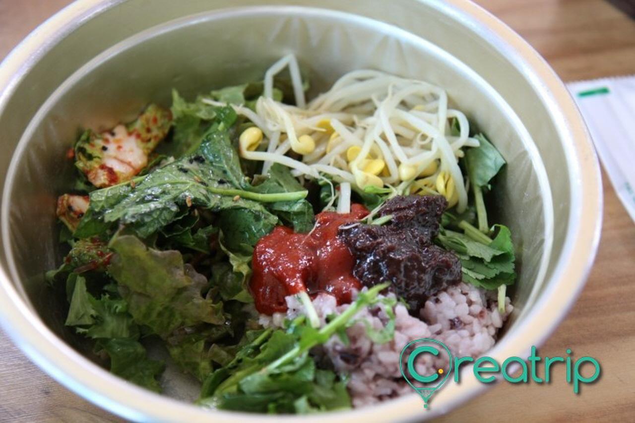 A boiled barley buffet 1